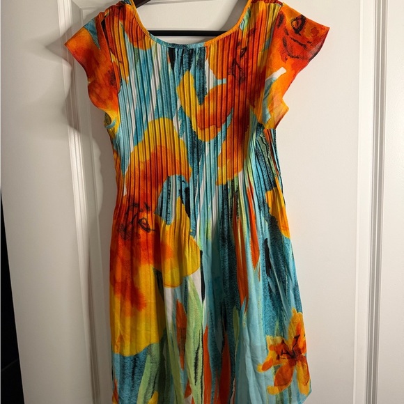 Pleated Blouse vibrant multicolor. - Picture 3 of 3